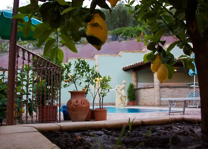 Cristina Bed & Breakfast 4*