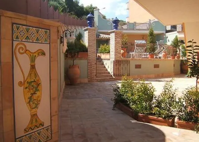 Cristina Bed & Breakfast 4*