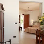 Cristina Bed & Breakfast 4*