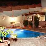 Cristina Bed & Breakfast